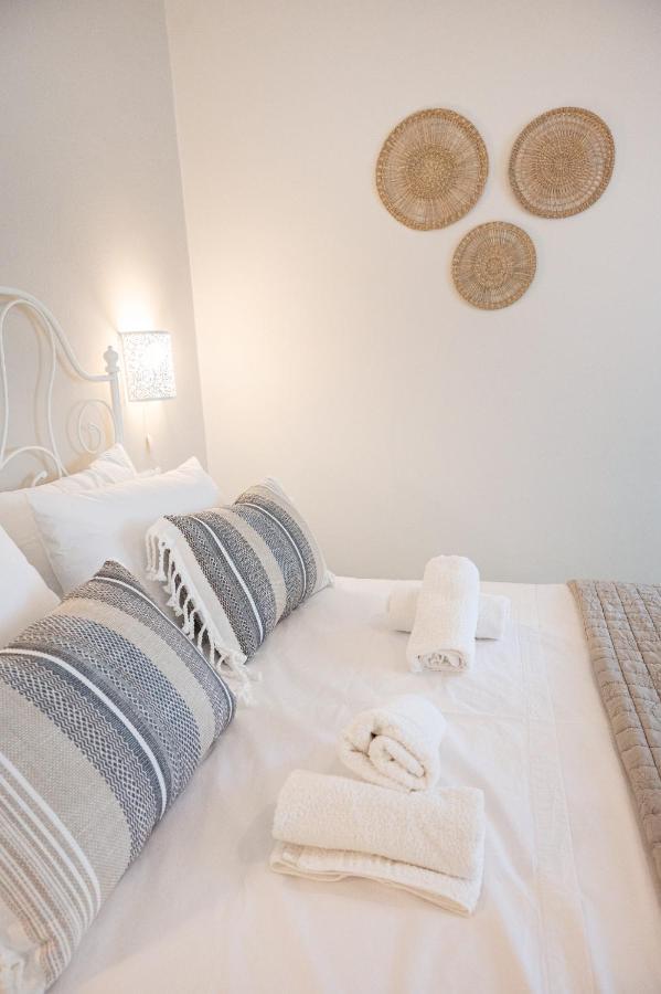 Villa Sunny Yard Poros Town